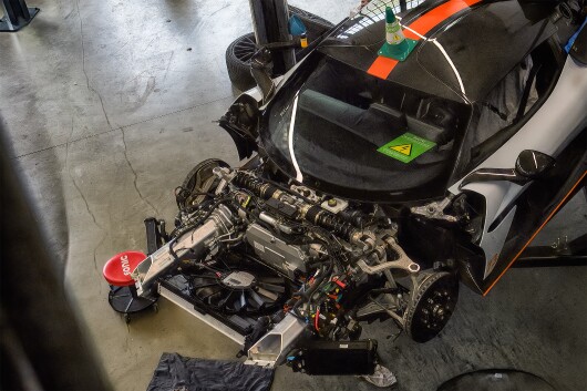 Aston Martin Valhalla null